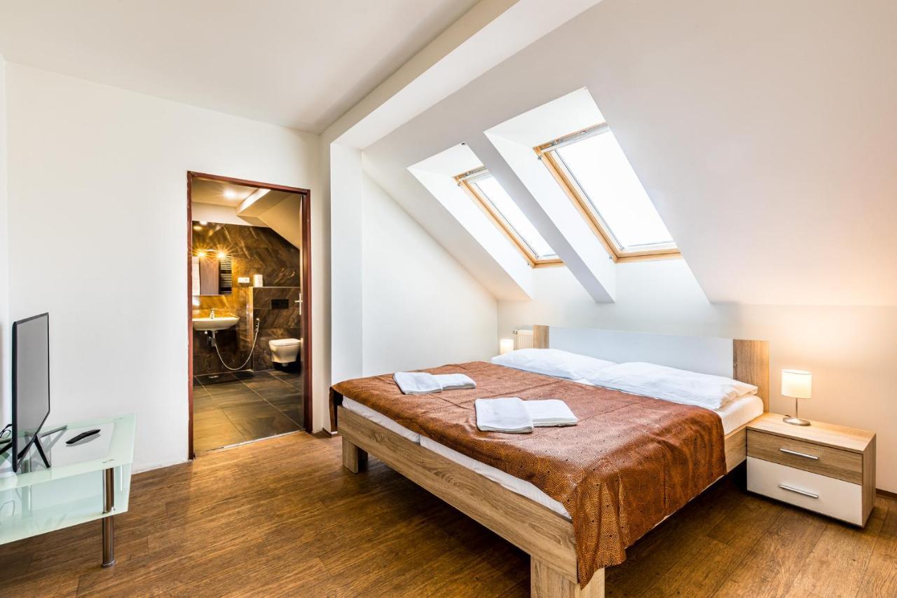 Teplice Apartments Dlouha Екстериор снимка