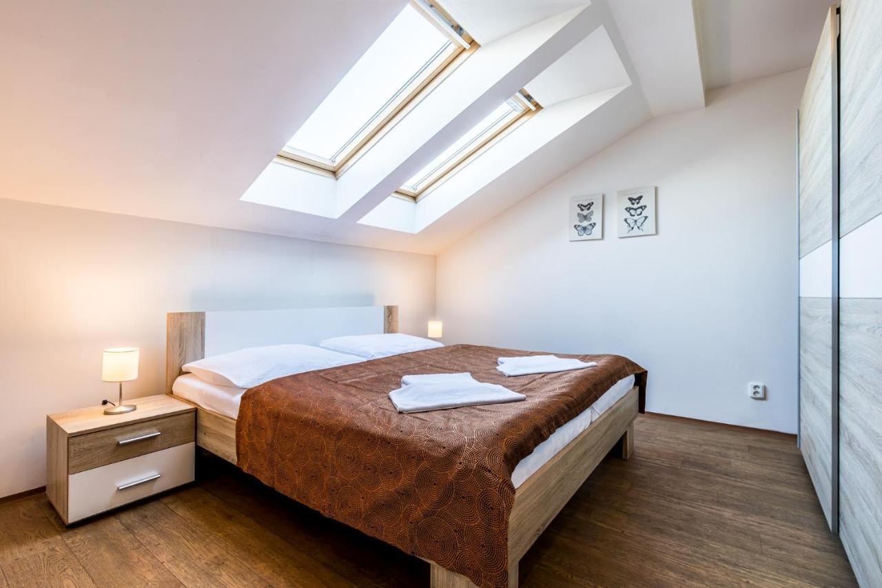 Teplice Apartments Dlouha Екстериор снимка